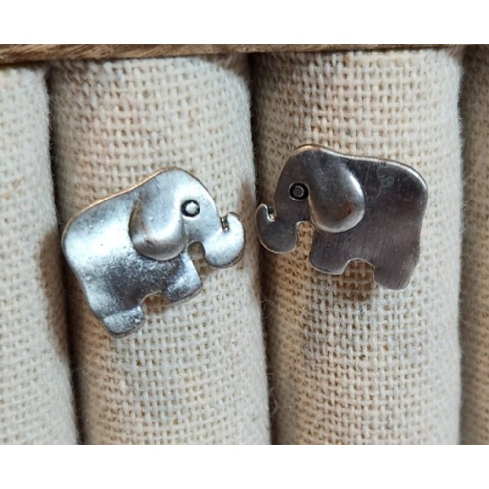 Small Elephant Silver Toned Earrings - Picture 2 of 3